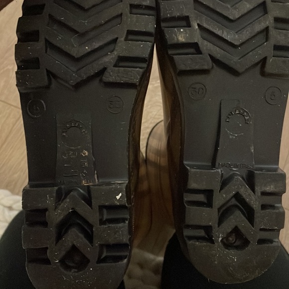 Burberry Rain Boot - Picture 5 of 5